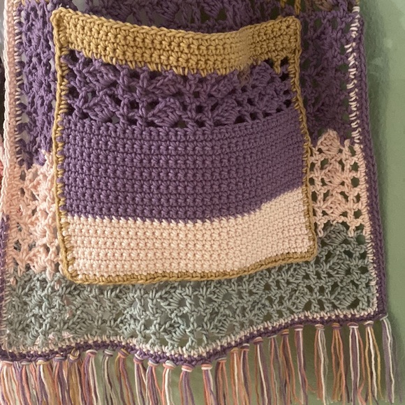 Handmade Crocheted Pocket Shawl Hippie Boho granniecore coastal grandma - Picture 3 of 5